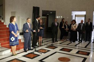 Con la delegación de la OCDE