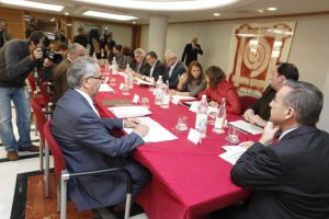 Reunión sobre las tasas aéreas